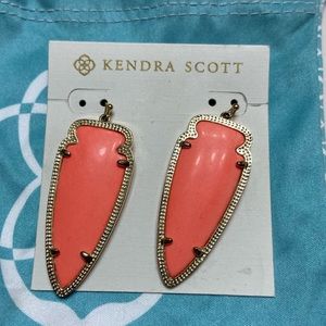Kendra Scott Skylar Earrings in Coral